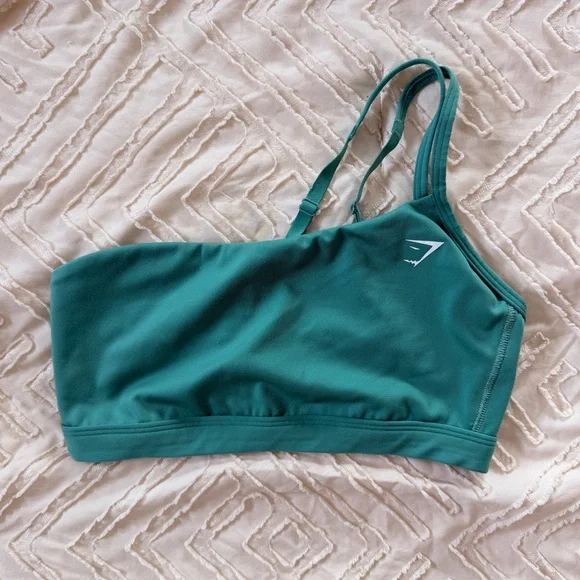 Gymshark Teal Sports Bra and Shorts Set - Picture 6 of 11